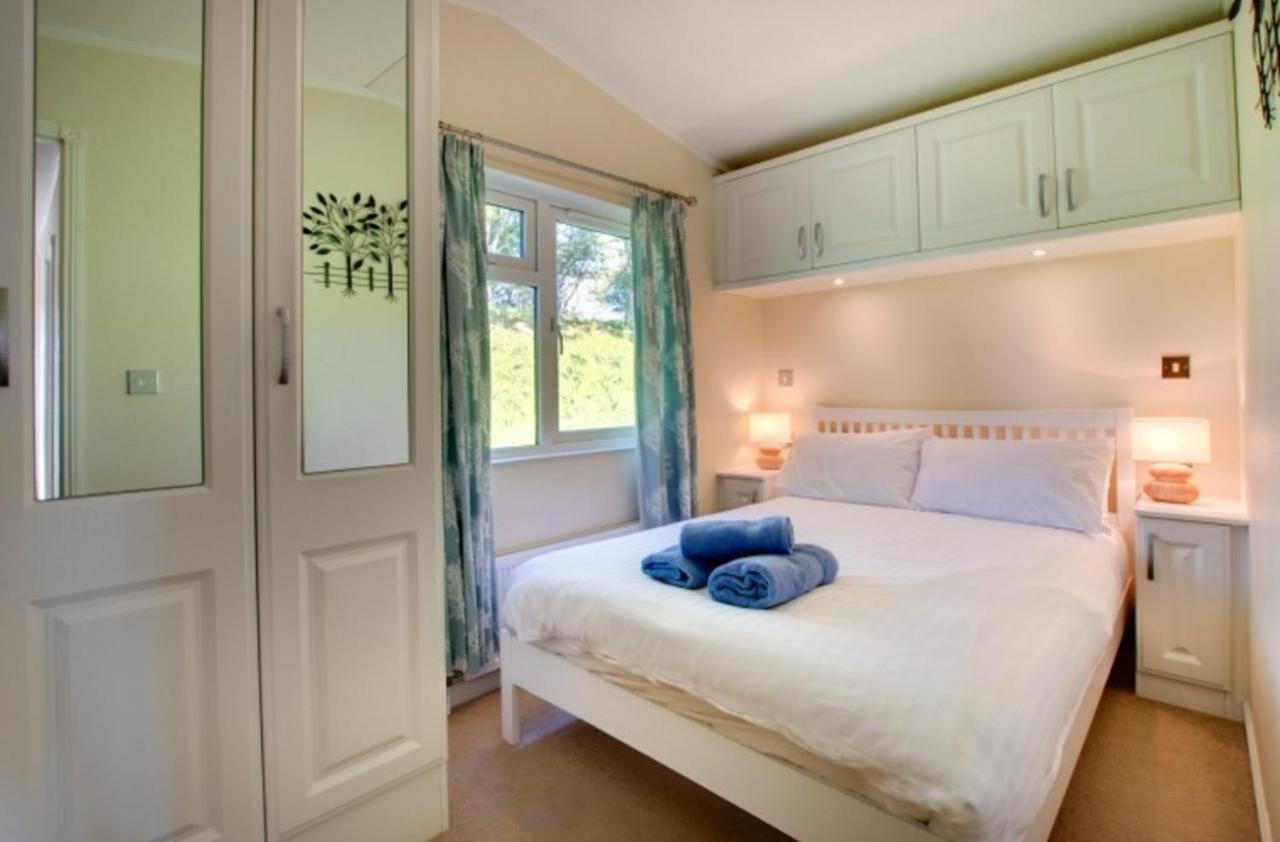 Stunning 3-Bed Hot Tub Lodge Northumberland Felton  Экстерьер фото